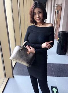 闫盼盼一线天旗袍造型图片之特别珍藏版